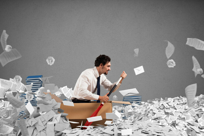 In Stein zu meißeln - Das ergänzte Nachweisgesetz im Arbeitsrecht | Dr. Jörg Streißle von Annerton für PayTechLaw | Cover picture: alphaspirit