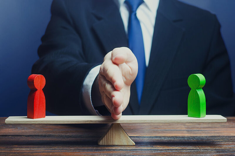Crowdfunding Regulation (ECSPR) and tied agent: does it fit together and if so, how? | Dr Anna Izzo-Wagner and Till-Christopher Otto from Annerton for PayTechLaw | Cover picture: Andrii-Yalanskyi-1